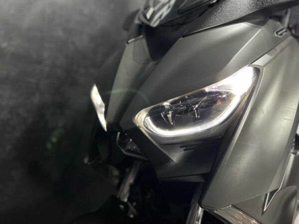 YAMAHA XMAX TECH MAX 125 - Imagen 11