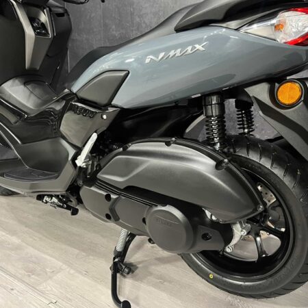 YAMAHA NMAX 125
