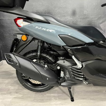 YAMAHA NMAX 125