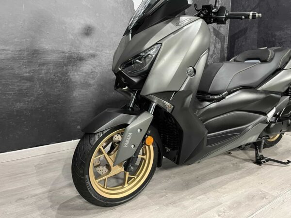 YAMAHA XMAX TECH MAX 125 - Imagen 7