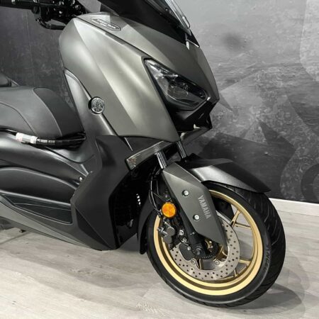 YAMAHA XMAX TECH MAX 125