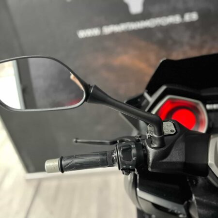 YAMAHA X MAX 125