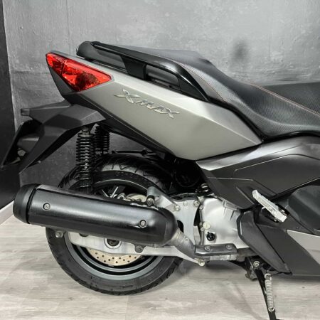 YAMAHA X MAX 125