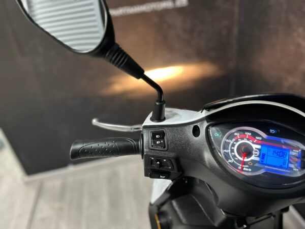 SYM SYMPHONY SR 125 E5 - Imagen 13