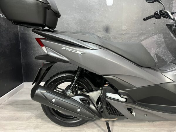 HONDA PCX 125 - Imagen 9