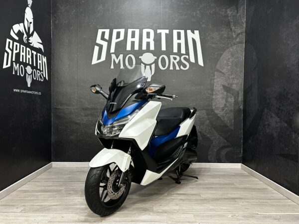 HONDA FORZA 125 ABS - Imagen 2
