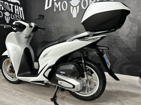HONDA SH 125I ABS TOP BOX INTELIGENTE - Imagen 9