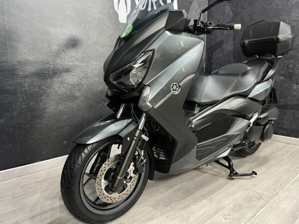 YAMAHA X-MAX 250 - Imagen 7