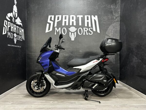 APRILIA SR GT 125 CBS - Imagen 4