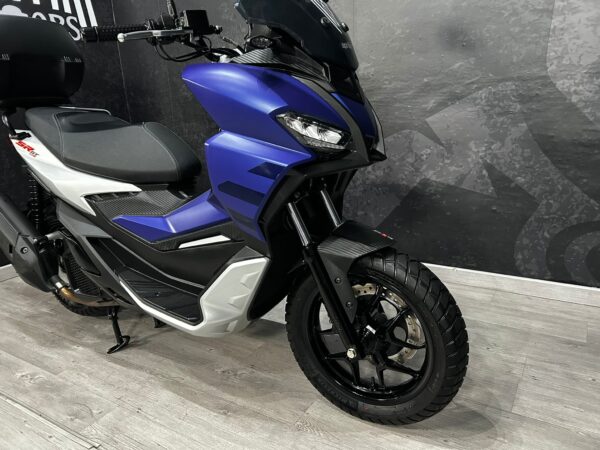 APRILIA SR GT 125 CBS - Imagen 6