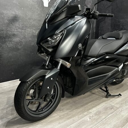 YAMAHA X-MAX IRON MAX 125 ABS
