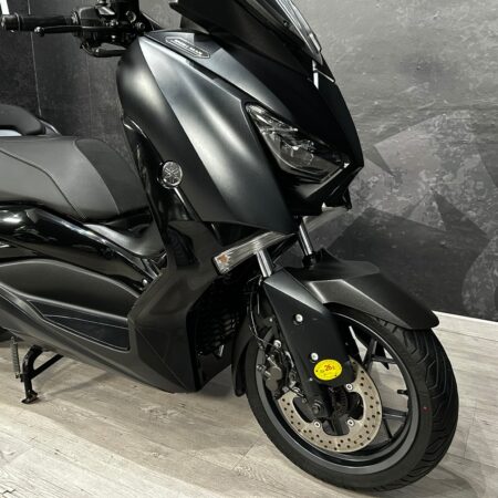 YAMAHA X-MAX IRON MAX 125 ABS