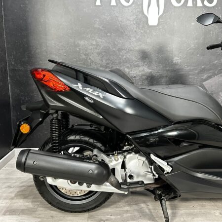 YAMAHA X-MAX IRON MAX 125 ABS