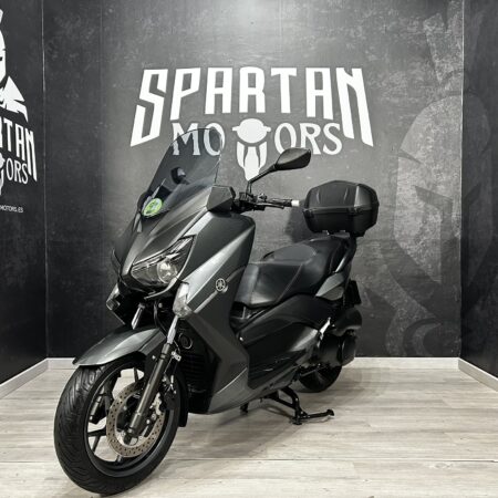 YAMAHA X-MAX 250