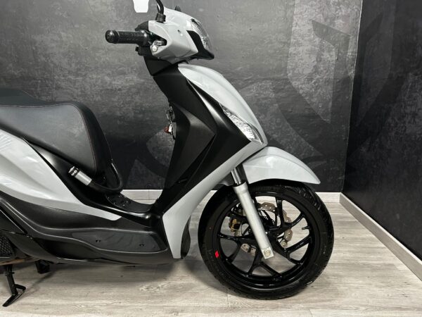 PIAGGIO MEDLEY S 125 ABS - Imagen 12