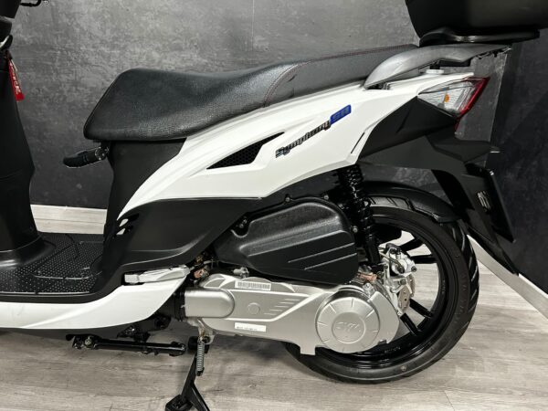 SYM SYMPHONY 125 SR - Imagen 11