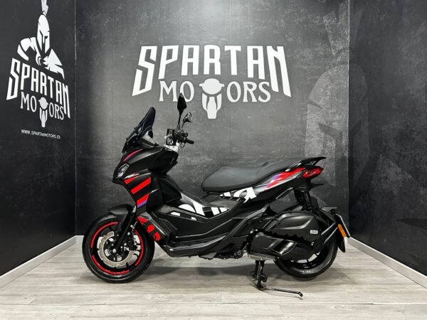 APRILIA SR GT REPLICA 125 ABS - Imagen 4