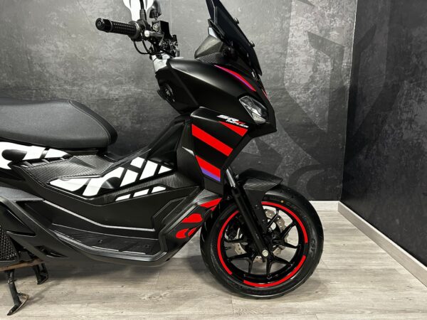 APRILIA SR GT REPLICA 125 ABS - Imagen 12