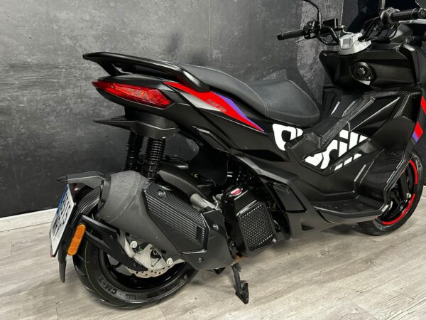 APRILIA SR GT REPLICA 125 ABS - Imagen 8
