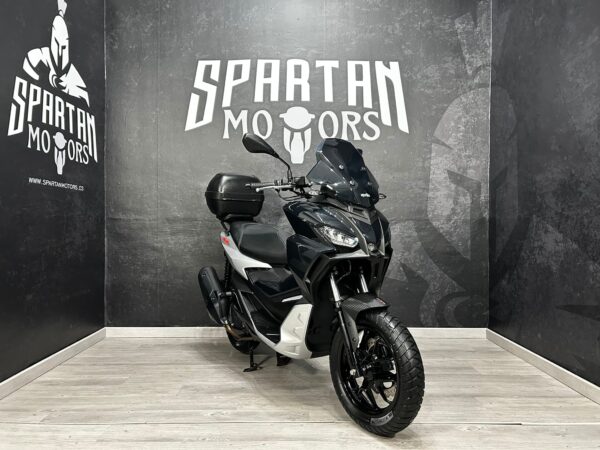 APRILIA SR GT 125 CBS