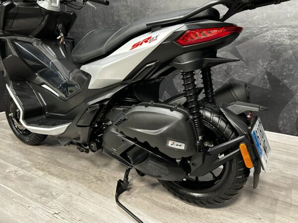 APRILIA SR GT 125 CBS - Imagen 9