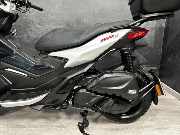 APRILIA SR GT 125 CBS - Imagen 11