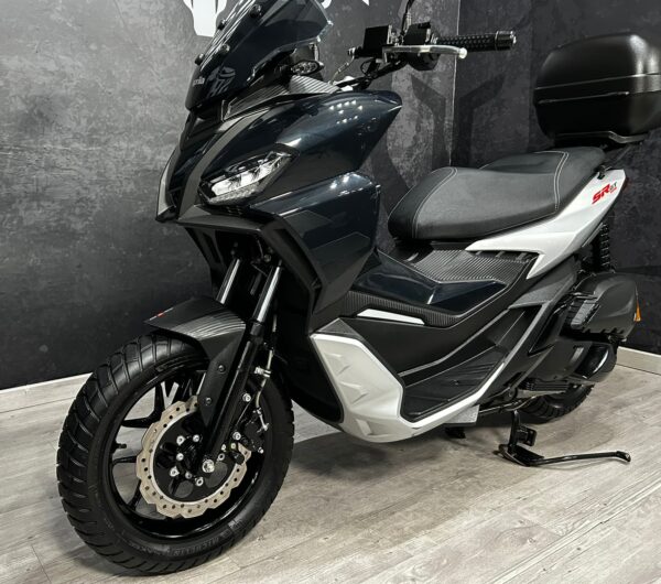 APRILIA SR GT 125 CBS - Imagen 7