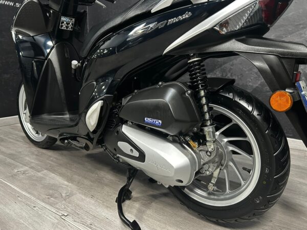 HONDA SH MODE 125 - Imagen 9