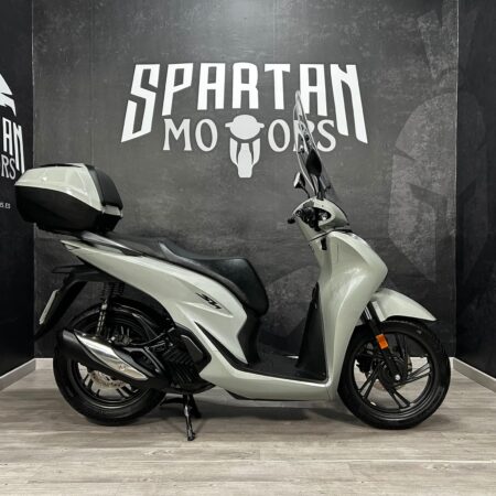 HONDA SHi 125 ABS TOP BOX