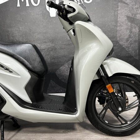 HONDA SHi 125 ABS TOP BOX