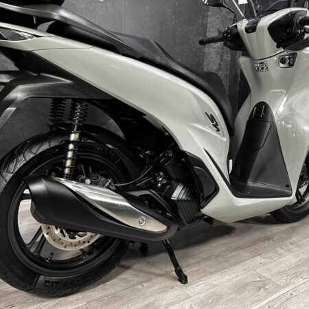HONDA SHi 125 ABS TOP BOX
