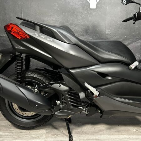 YAMAHA X-MAX 125 ABS