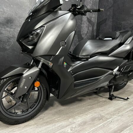 YAMAHA X-MAX 125 ABS