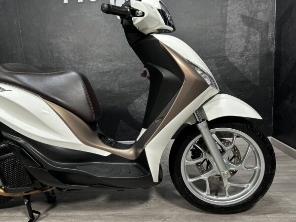 PIAGGIO MEDLEY 125 ABS - Imagen 12