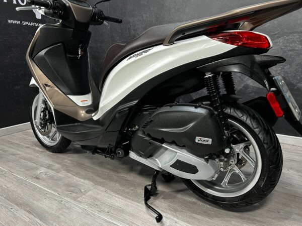 PIAGGIO MEDLEY 125 ABS - Imagen 9
